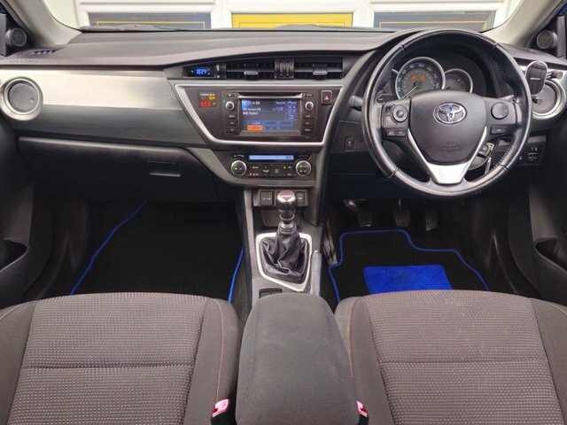 Toyota Auris 1.6 V-matic Icon Hatchback Euro Blue #6