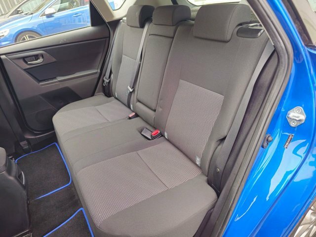 Toyota Auris Hatchback Black #44