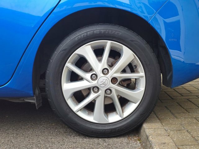 Toyota Auris Hatchback Black #52