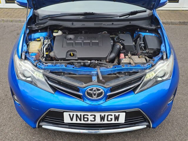 Toyota Auris Hatchback Black #58