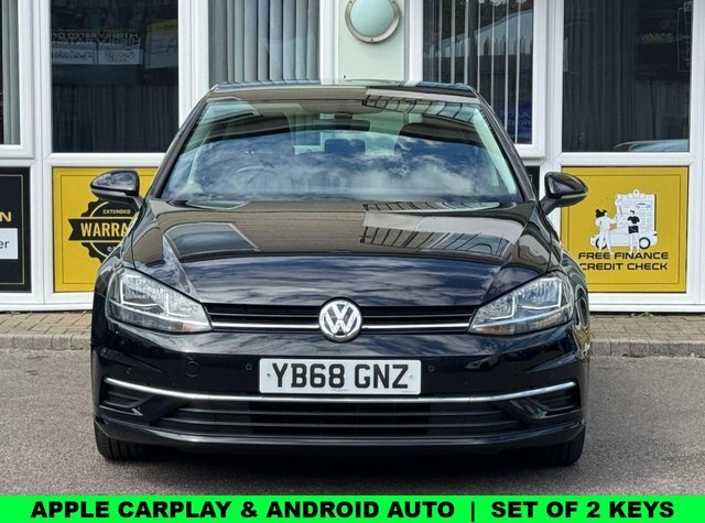 Volkswagen Golf 1.5 Tsi Evo Se Nav Hatchback Eur YB68GNZ Black #2