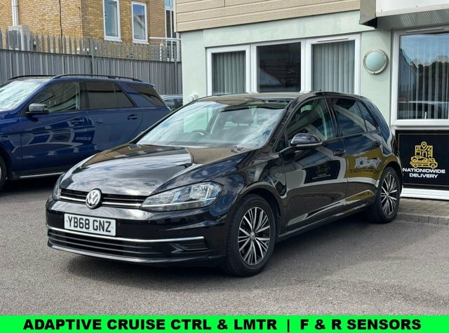 Volkswagen Golf 1.5 Tsi Evo Se Nav Hatchback Eur YB68GNZ Black #3