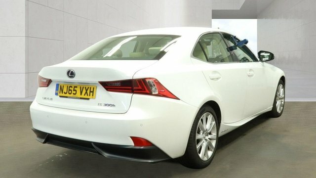 Lexus IS 2.0T Sport Euro 6 Black #9