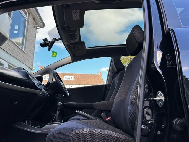 Honda Jazz 1.4 I-vtec Si - 2015 15 White #16