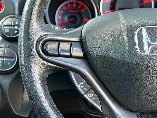 Honda Jazz 1.4 I-vtec Si - 2015 15 White #33