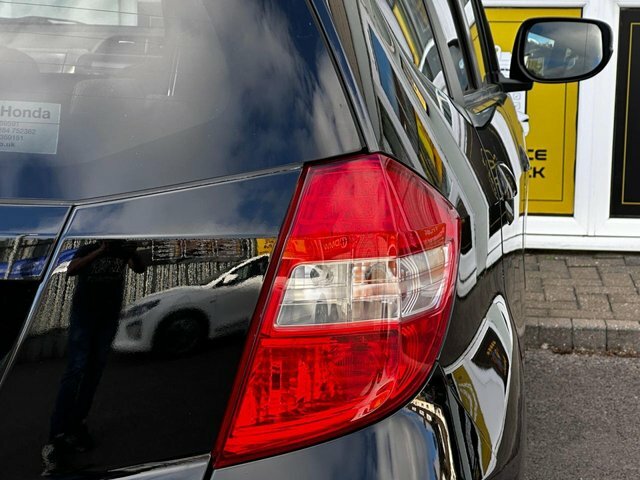 Honda Jazz 1.4 I-vtec Si - 2015 15 White #67