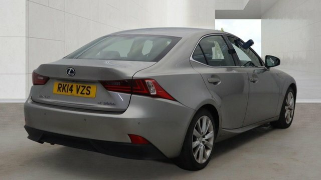 Lexus IS 300H F-sport Cvt Black #11