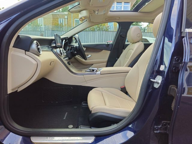 Mercedes-Benz C Class Cla 220D Amg Line 4Matic Tip Black #24