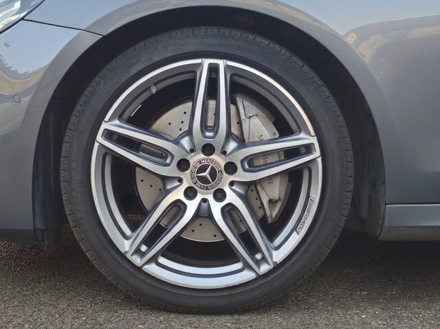 Mercedes-Benz E Class E 220 D Se White #61