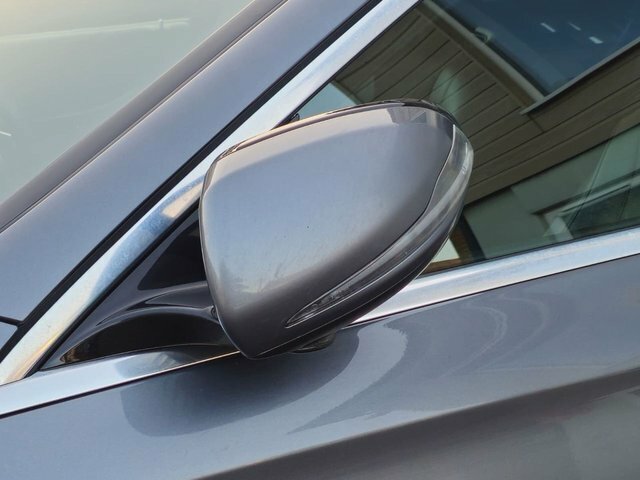 Mercedes-Benz E Class E 220 D Se White #11