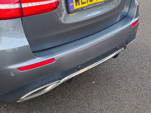 Mercedes-Benz E Class E 220 D Se White #72