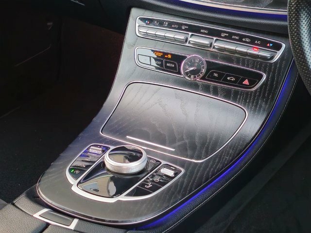 Mercedes-Benz E Class E 220 D Se White #41