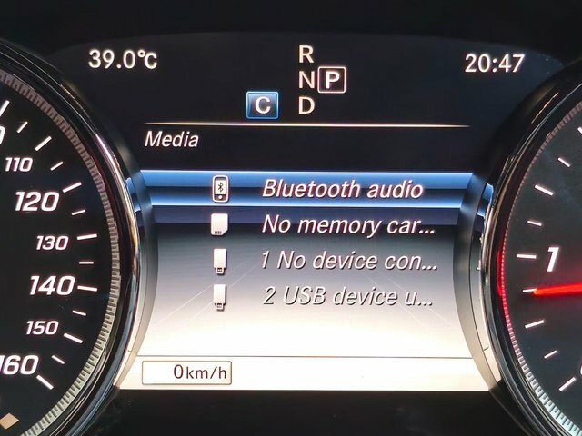 Mercedes-Benz E Class E 220 D Se White #86