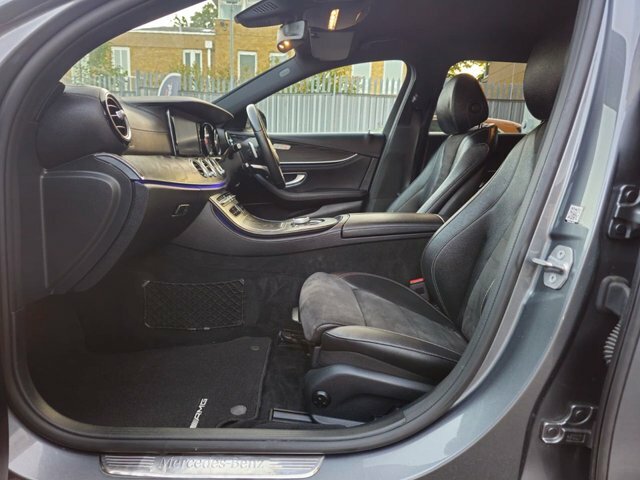 Mercedes-Benz E Class E 220 D Se White #19