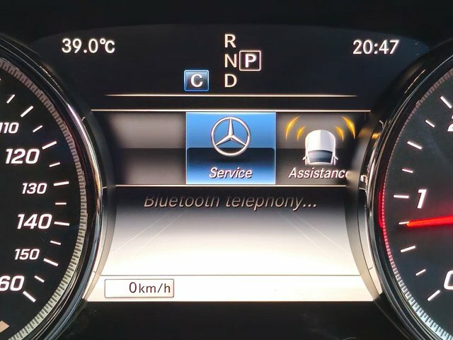 Mercedes-Benz E Class E 220 D Se White #81