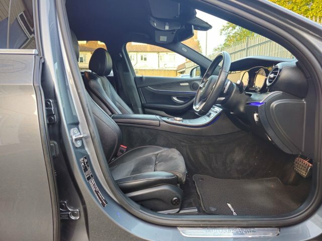 Mercedes-Benz E Class E 220 D Se White #13