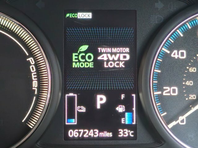 Mitsubishi Outlander 2.0 Phev 5H 200 Bhp Black #25