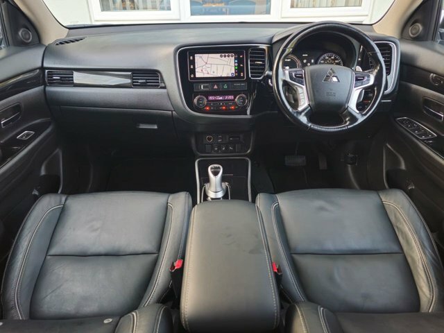 Mitsubishi Outlander 2.0H 12Kwh 4H Suv Plug-in Hybrid Cvt 4W Grey #6