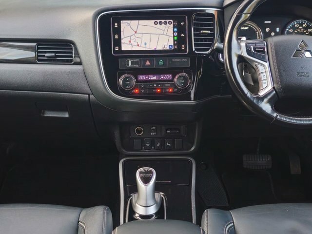 Mitsubishi Outlander 2.0 Phev 5H 200 Bhp Black #38
