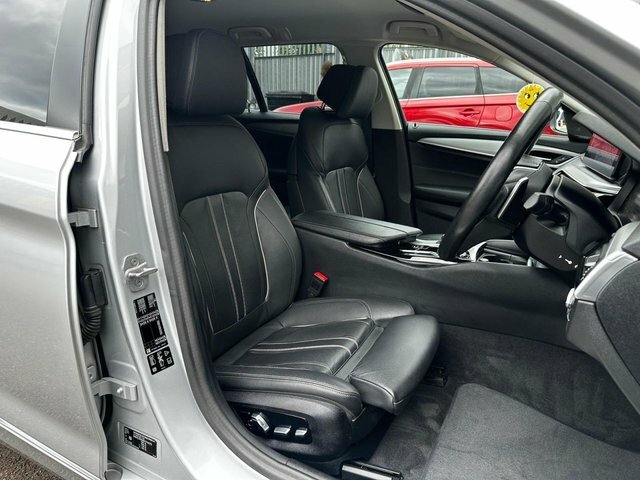 BMW 5 Series 2.0 520D Mht M Sport Touring White #18