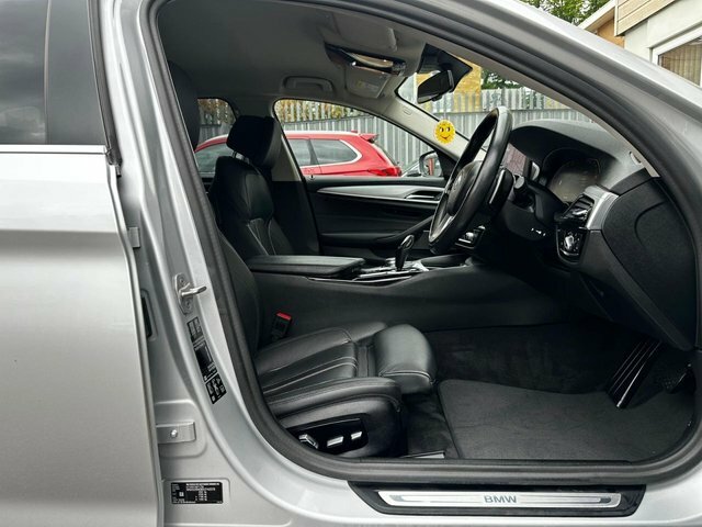 BMW 5 Series 2.0 520D Mht M Sport Touring White #16