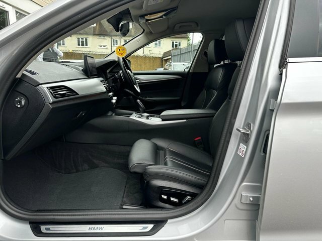 BMW 5 Series 2.0 520D Mht M Sport Touring White #23