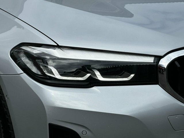 BMW 5 Series 2.0 520D Mht M Sport Touring White #70