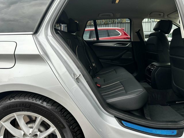 BMW 5 Series 2.0 520D Mht M Sport Touring White #55
