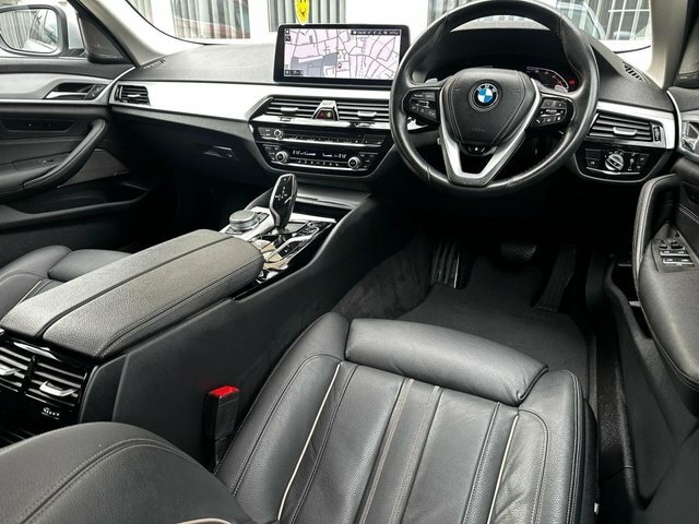 BMW 5 Series 2.0 520D Mht M Sport Touring White #7