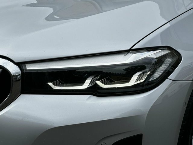 BMW 5 Series 2.0 520D Mht M Sport Touring White #72