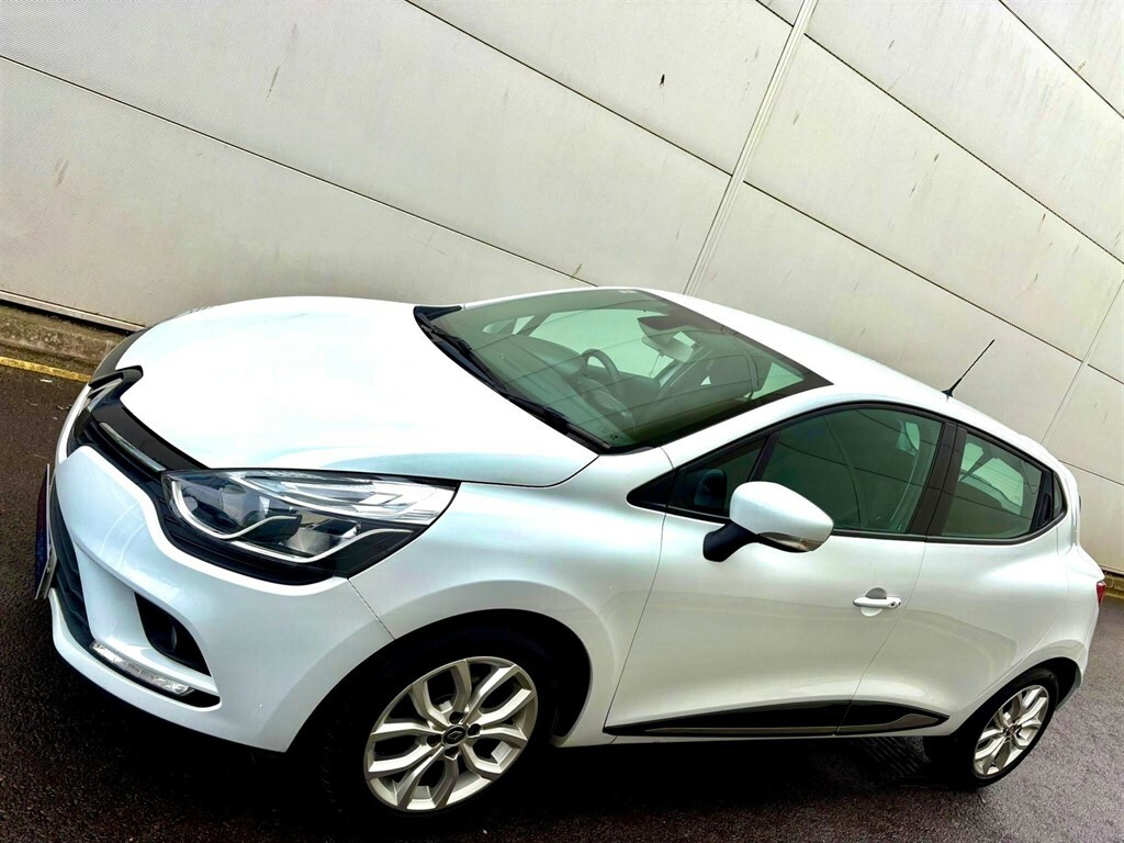 Renault Clio 1.2 16V Dynamique Nav Hatchback White #6