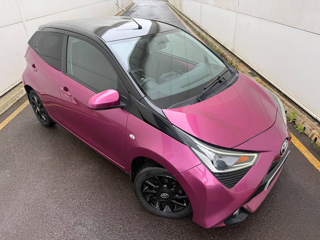 Toyota Aygo 1.0 Vvt-i X-cite Hatchback Euro Purple