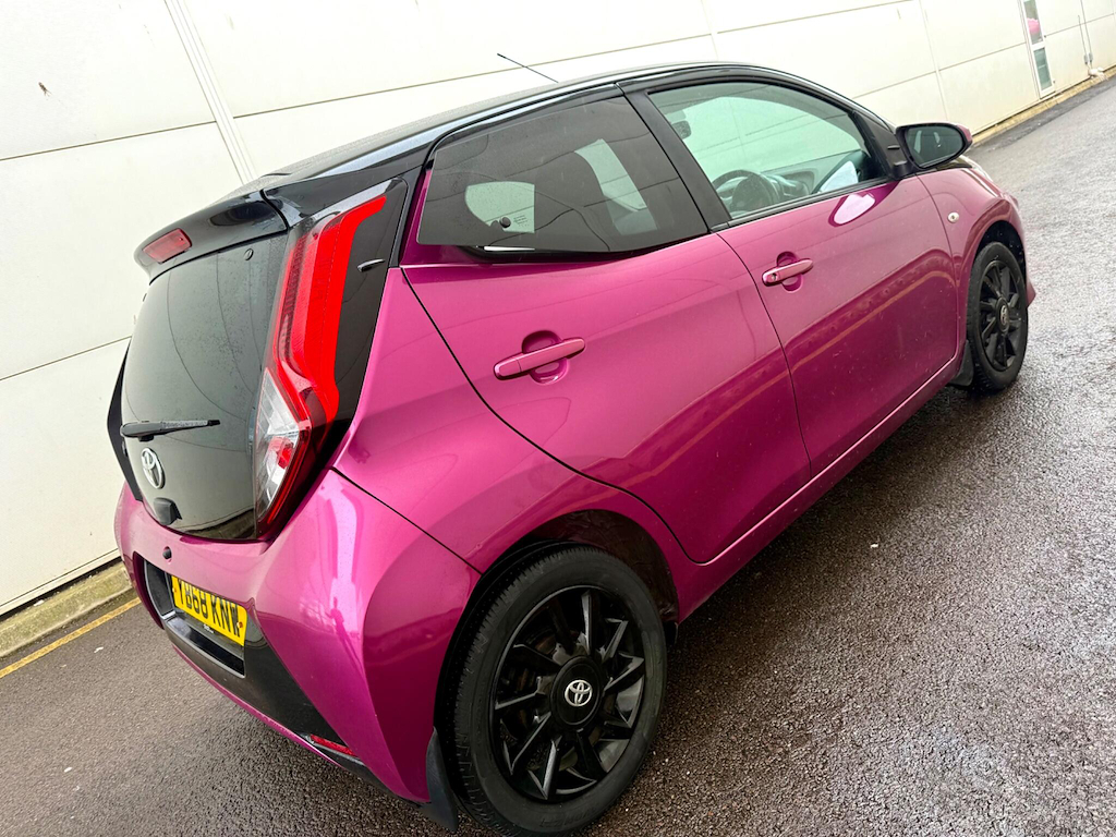 Toyota Aygo 1.0 Vvt-i X-cite Hatchback Euro YB68KNW Purple #5