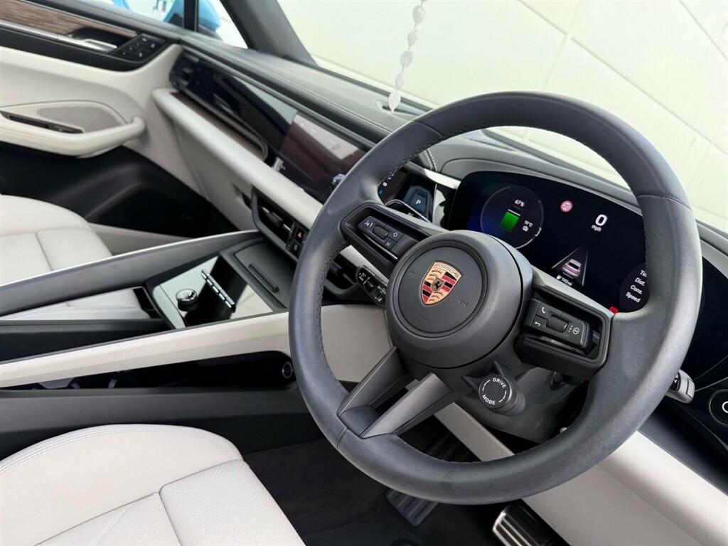 Porsche Macan 380Kw 4S 100Kwh Grey #39