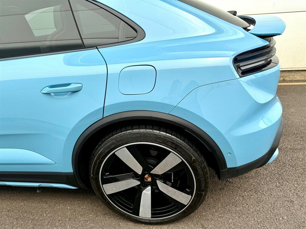 Porsche Macan 380Kw 4S 100Kwh Grey #17
