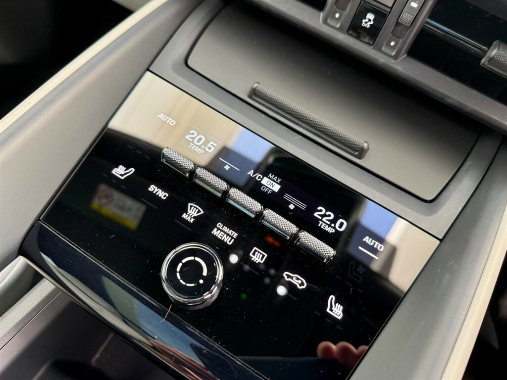 Porsche Macan 380Kw 4S 100Kwh Grey #47