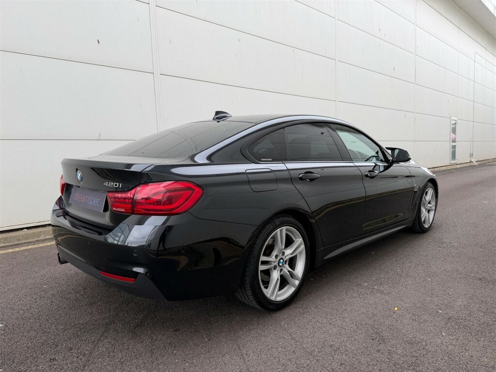 BMW 4 Series Convertible 420D M Blue #8