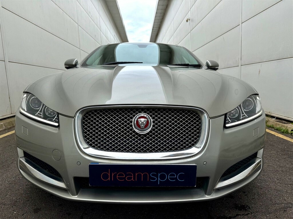 Jaguar XF 2.2D Premium Luxury Sportbrake Eur Gold #2