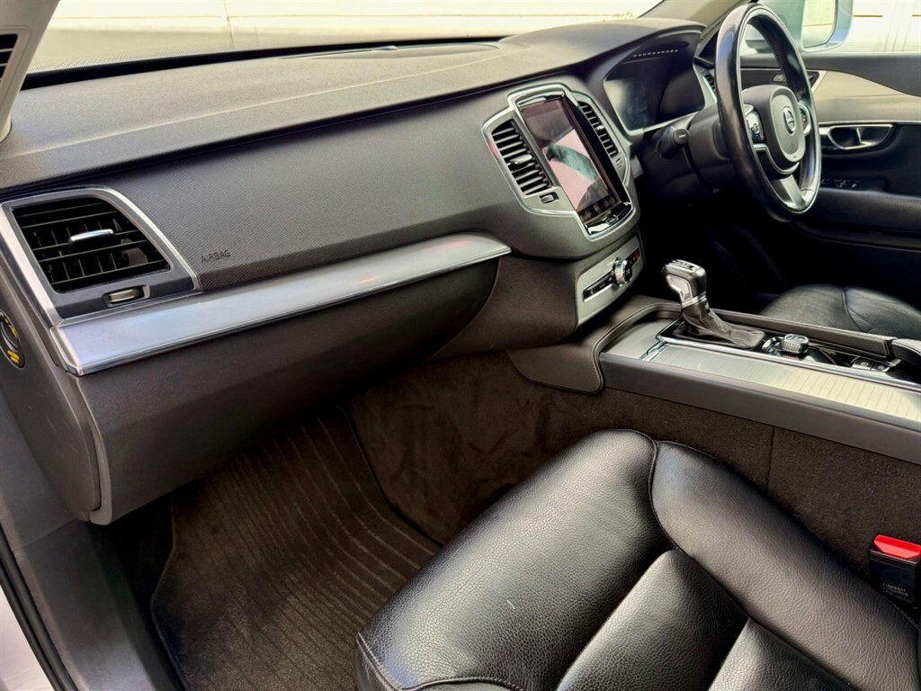 Volvo XC90 Suv Black #34