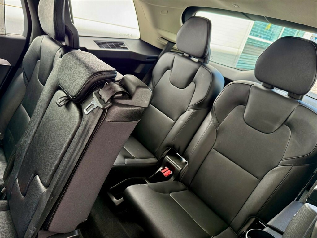Volvo XC90 Suv Black #28