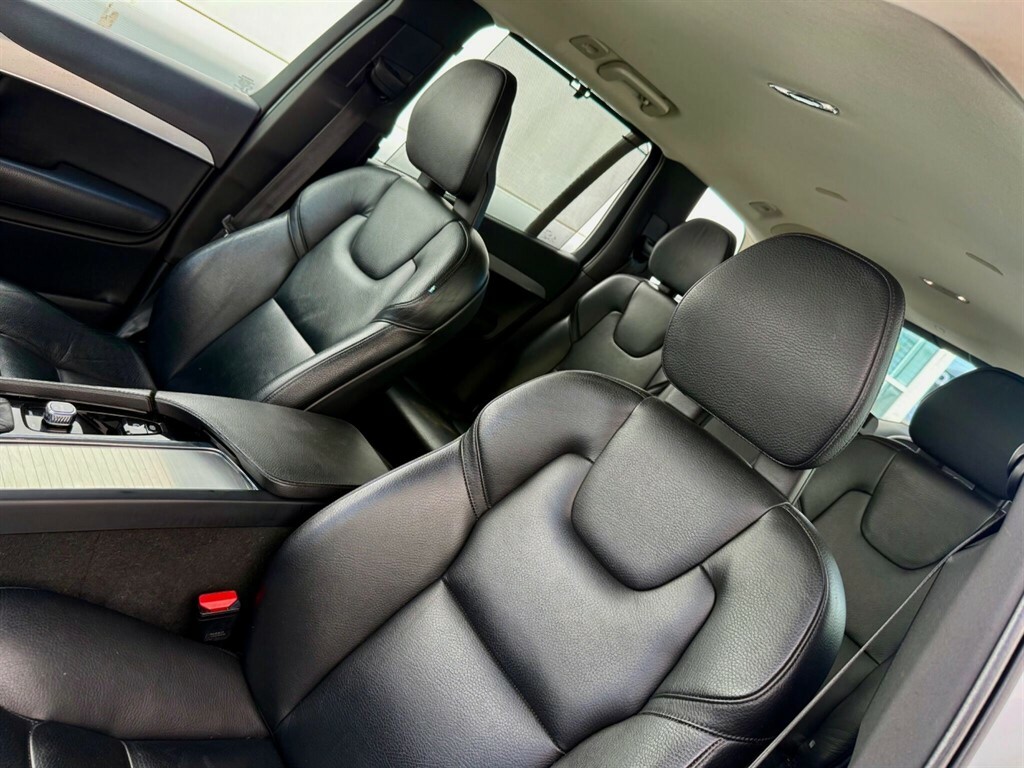 Volvo XC90 Suv Black #36
