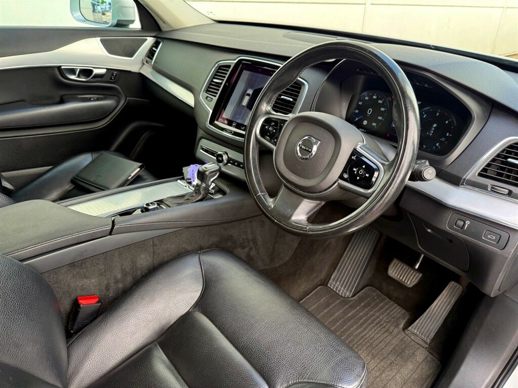 Volvo XC90 Suv Black #25