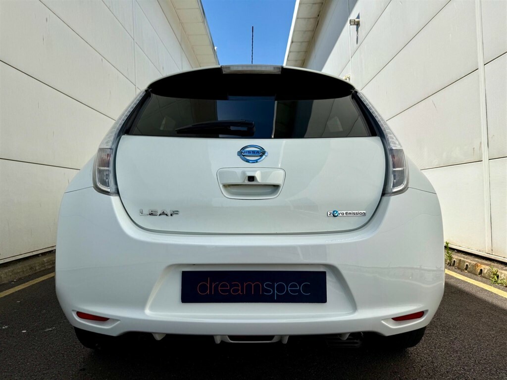 Nissan Leaf 30Kwh Acenta Hatchback 109 Bhp White #7