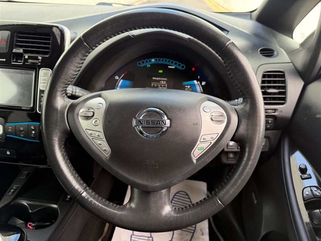 Nissan Leaf 30Kwh Acenta Hatchback 109 Bhp White #26