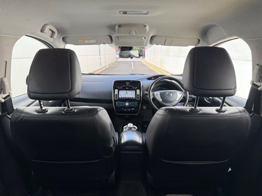 Nissan Leaf 30Kwh Acenta Hatchback 109 Bhp White #25