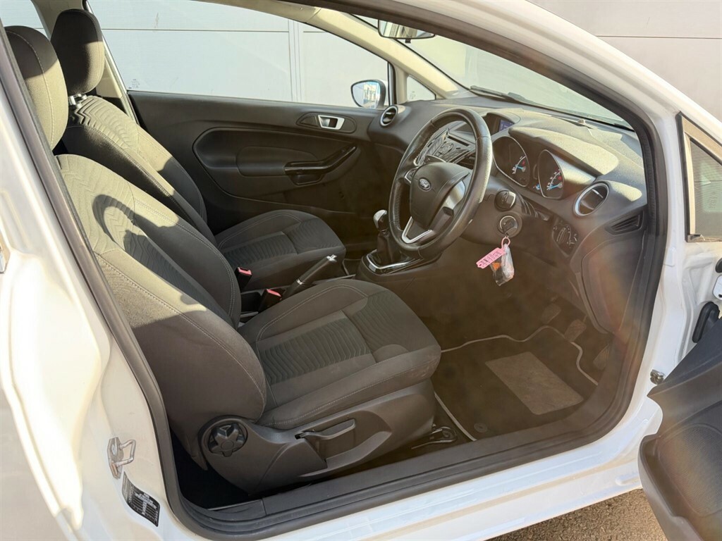 Ford Fiesta 1.0T Ecoboost St-line Hatchback  #8