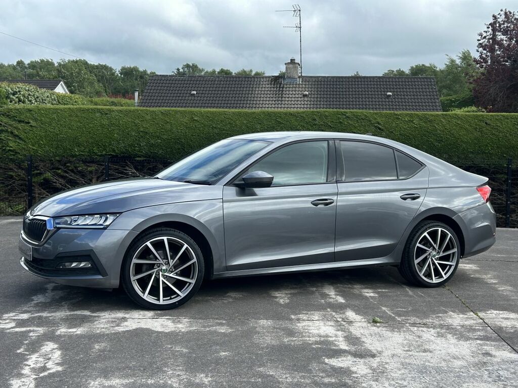 Skoda Octavia Hatchback Grey #3