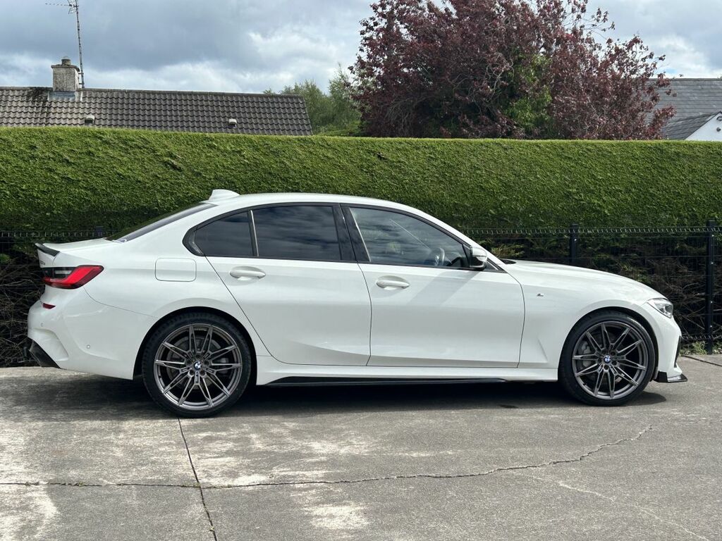 BMW 3 Series Saloon White #4