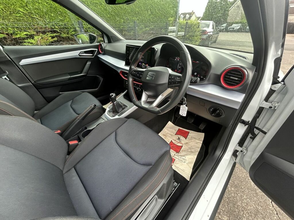 Seat Arona 1.0 Tsi 110 Se Technology Dsg Blue #11