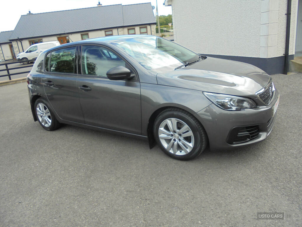 Peugeot 308 1.6 Bluehdi 100 Access Grey